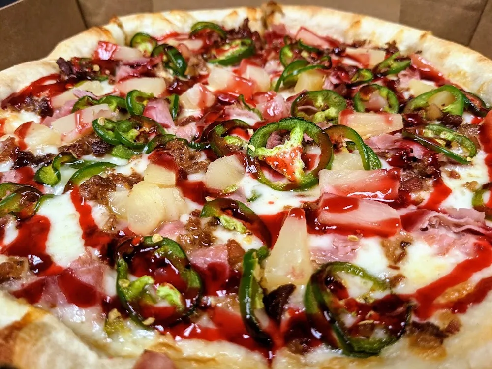 Spicy Hawaiian Pizza